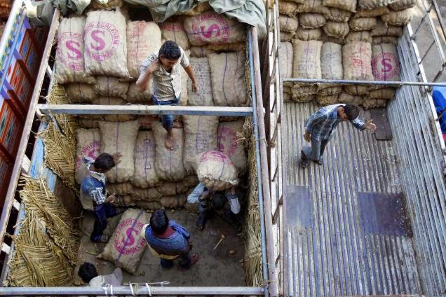 Wholesale inflation hits zero, lowest in over 5 years Wholesale inflation hits zero, lowest in over 5 years